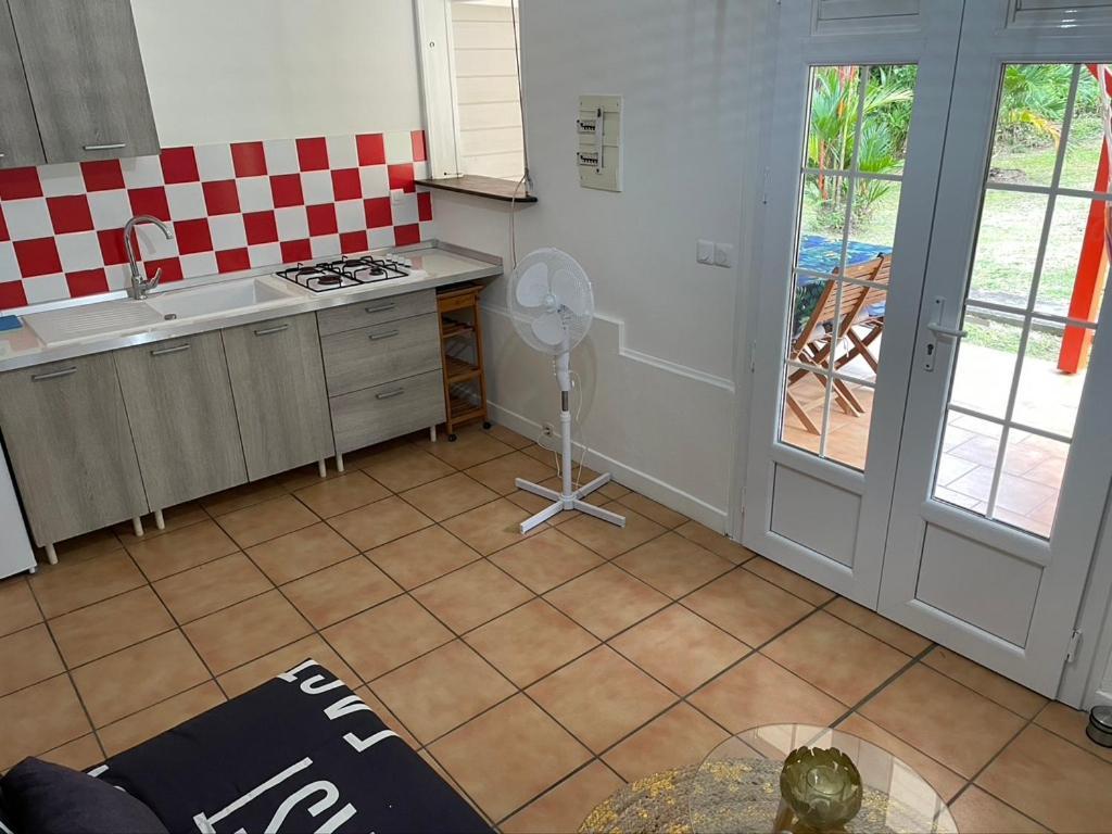 Residence Les Palmiers 拉特里尼泰 外观 照片